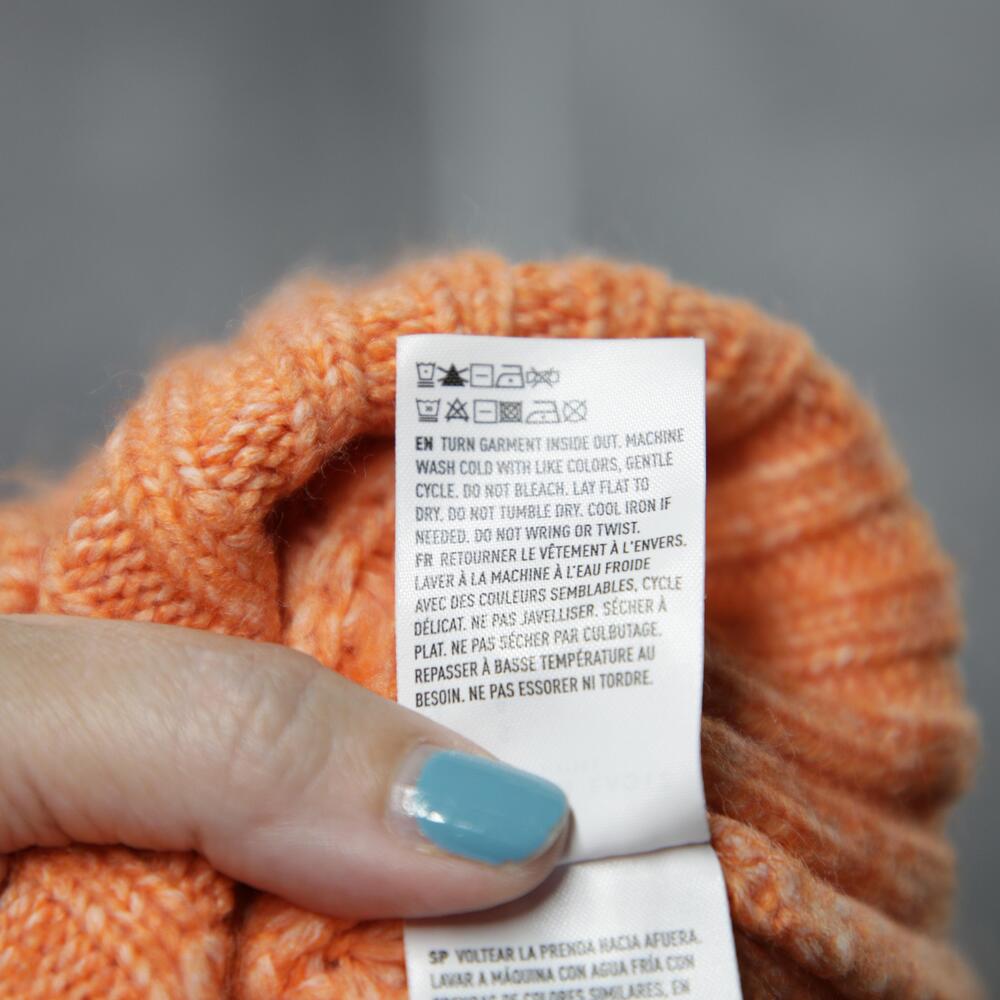 American Eagle Sweater Womens Small Orange Waffle Knit Pullover V Neck Soft Cozy - Picture 11 of 12